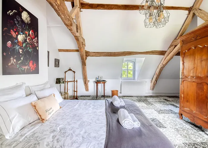 La Fontaine Du Mont 3* Murs-Erigne