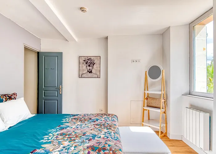 La Fontaine Du Mont 3* Murs-Erigne