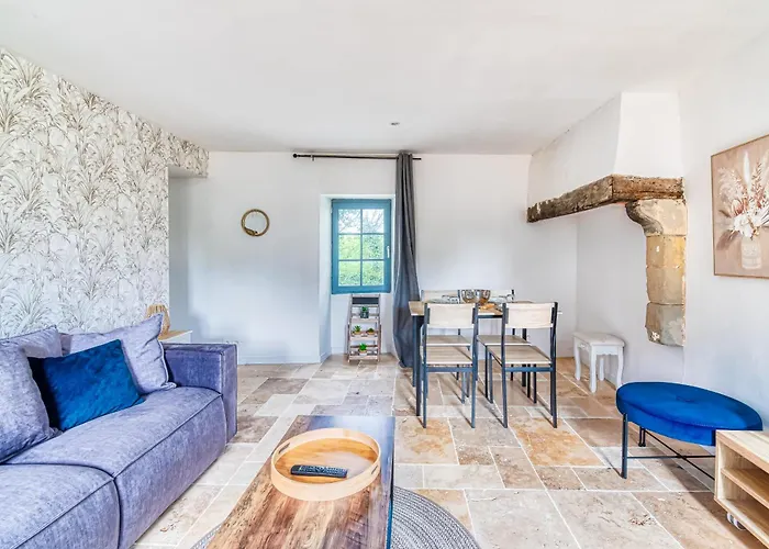 La Fontaine Du Mont 3* Murs-Erigne